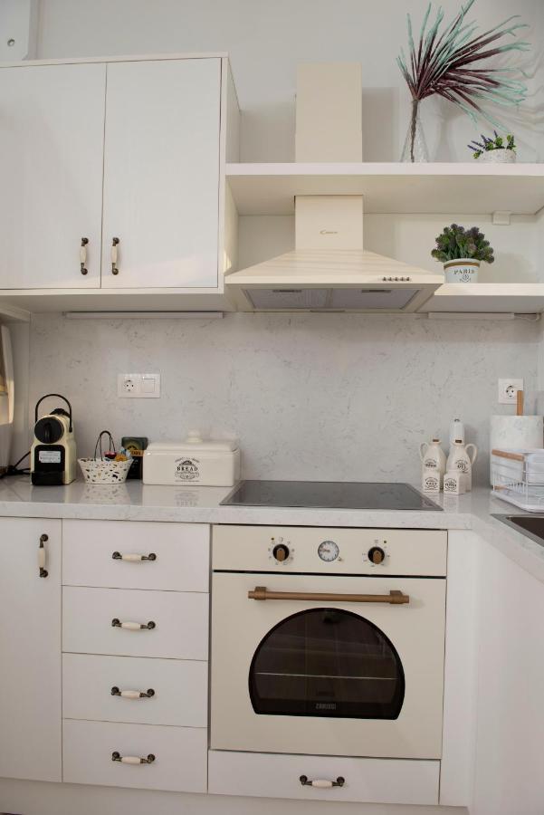 Skyloft Apartment Rethymno  Bagian luar foto